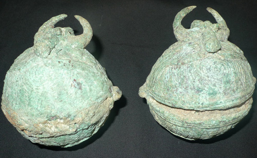 Pair of Dong Son bells