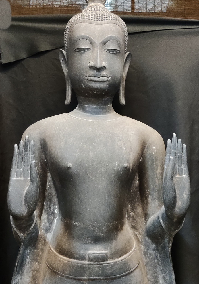 Giant Ratanakosin Buddha - U-Thong style