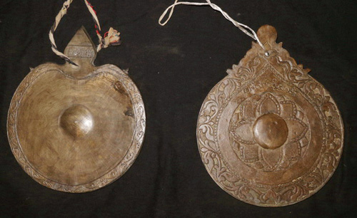 Carved Spinning gong, round shape, sold by one