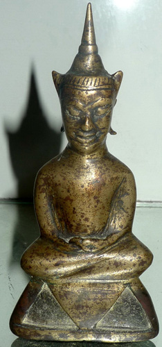 Ayutthaya Buddha giant amulet