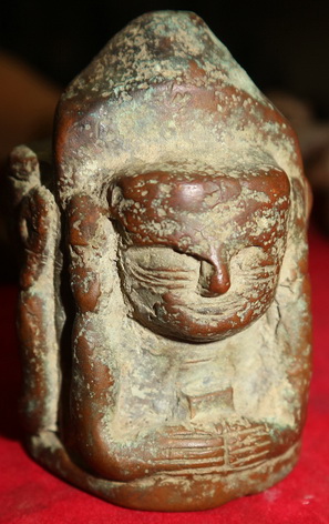 Amulet,Buddha big face and hands