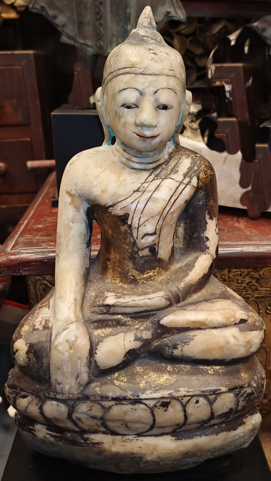 Ava Buddha