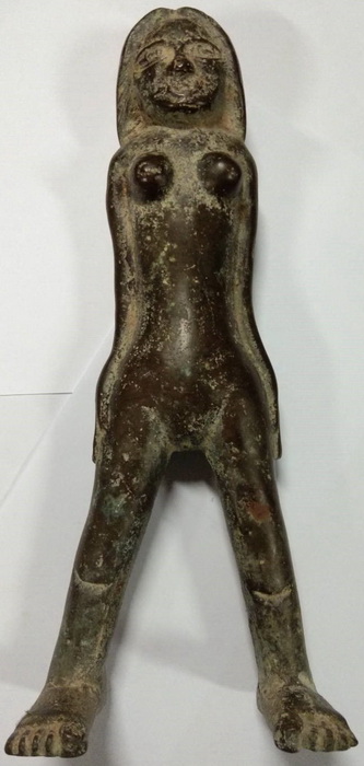 Female fertility charm