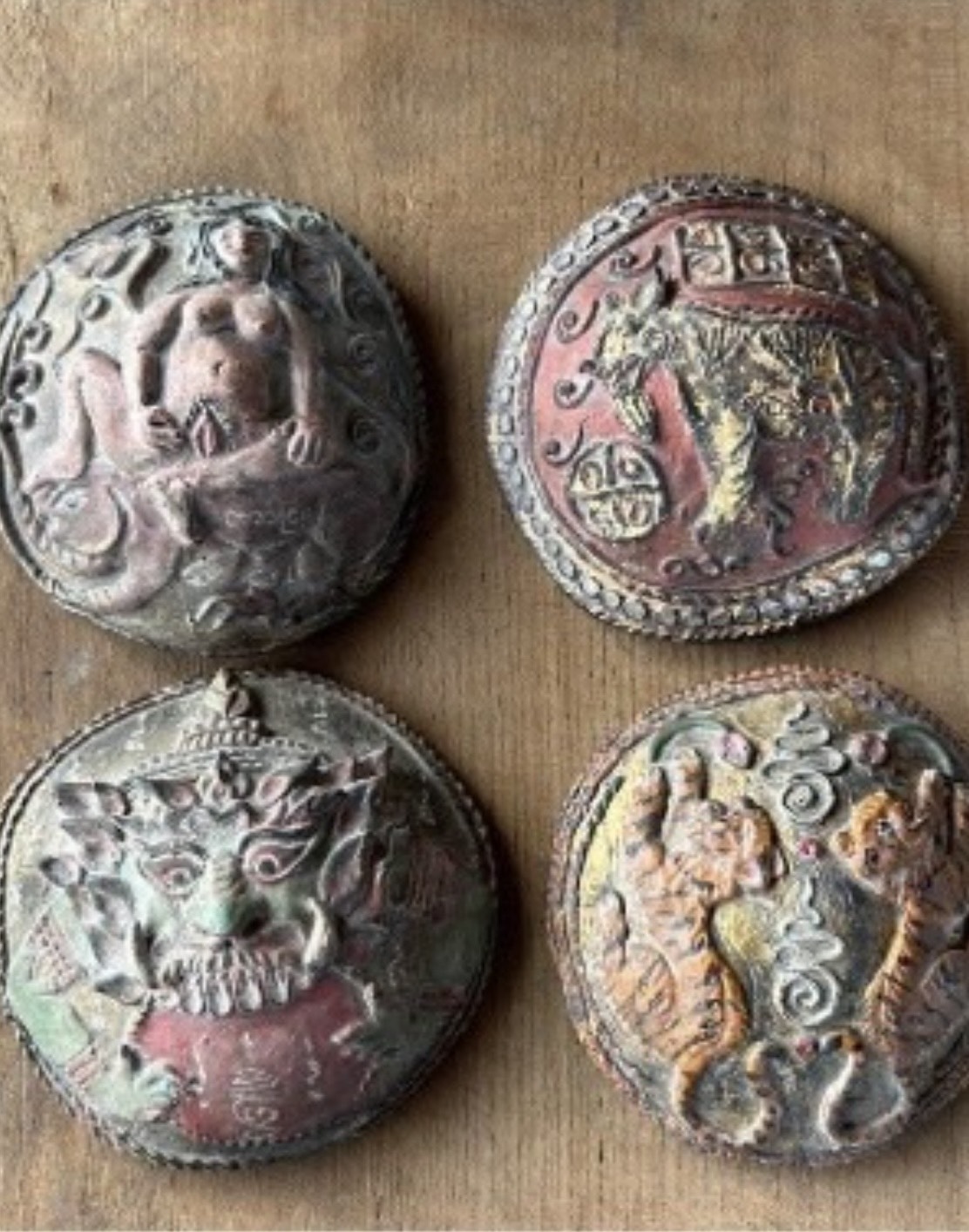 Tiny kapala skull caps, sold by one