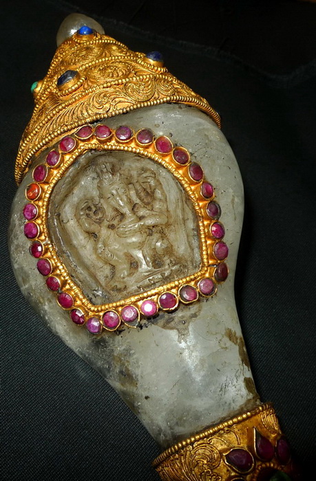 Buddhist conch