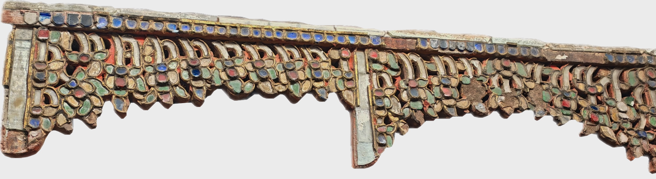 Long temple decoration